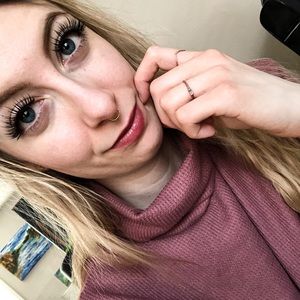 Meet your Posher, Hannah